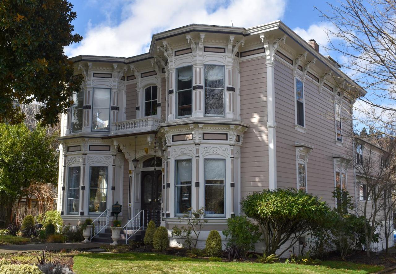 Mccall House Boutique Hotel 애쉬랜드 외부 사진